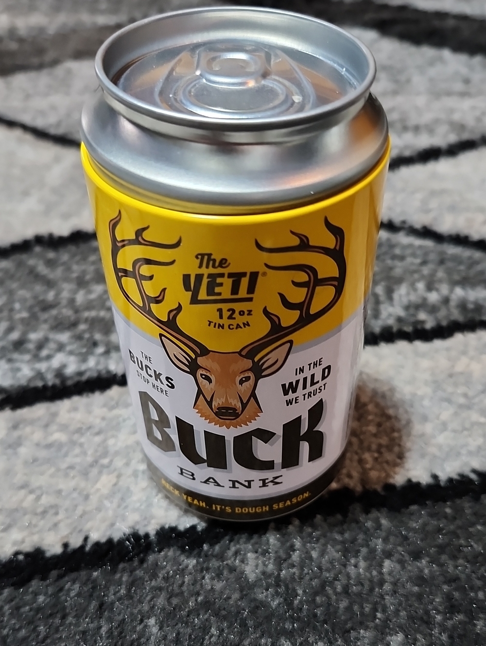 YETI LIMITED EDITION THE BUCK BANK 12OZ NOVELTY TIN STASH CAN COLLECTIBLE